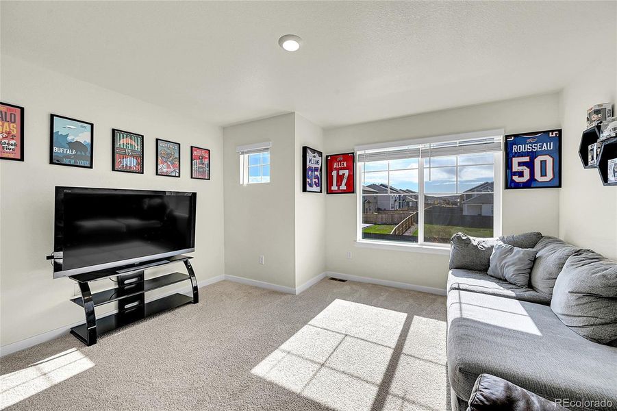 Image 32 of a home in Settlers Crossing.