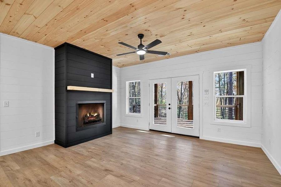 Spacious, unfurnished interior of a new home in , Morganton (Image 27).