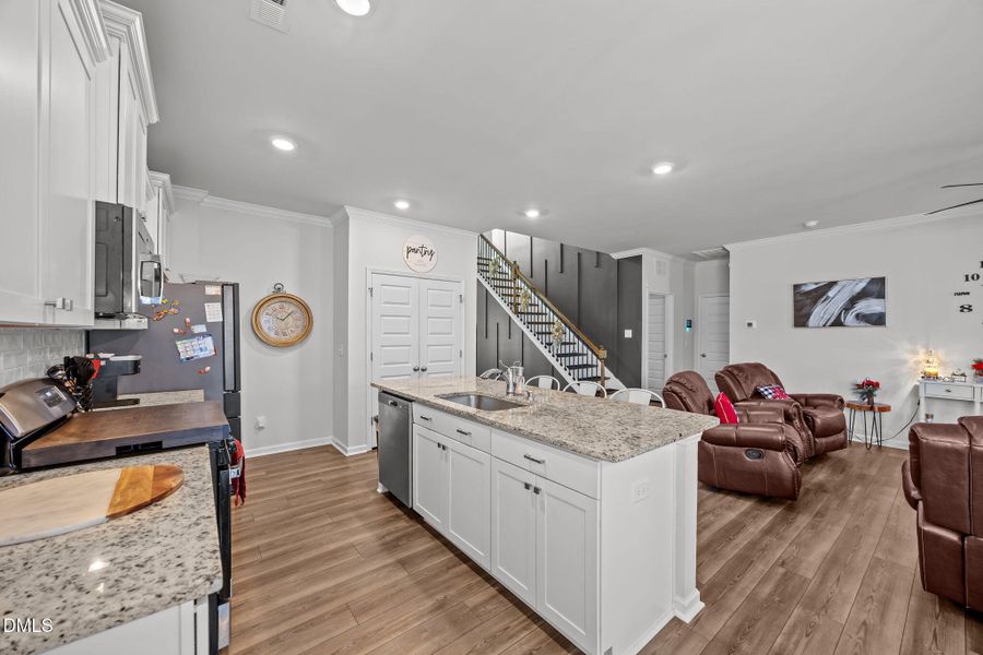 25-web-or-mls-IMG_2975 25-web-or-mls-IMG_2975