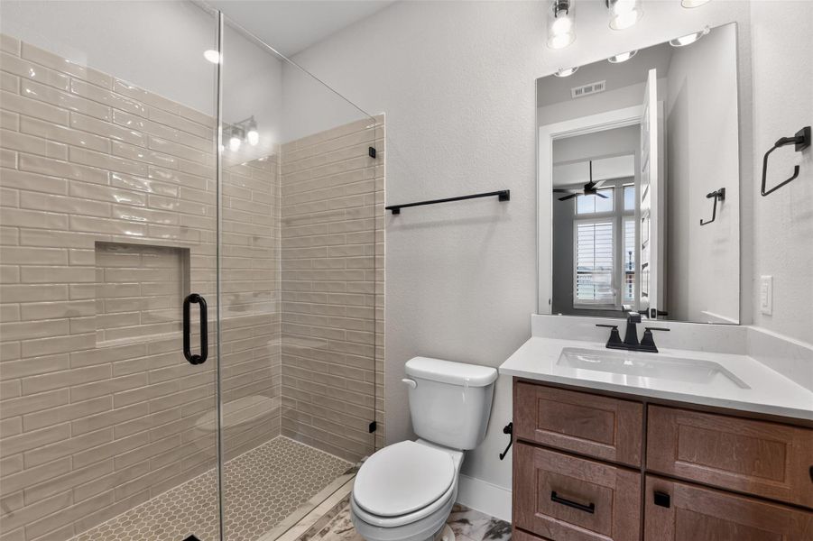 2nd Bathroom