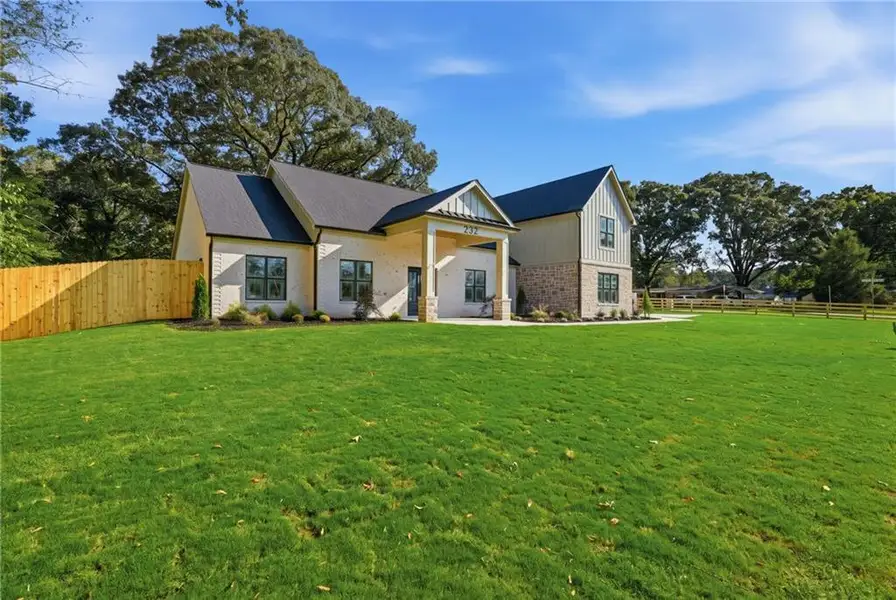 Exterior details and patio area of a home in , Winder (Image 8).