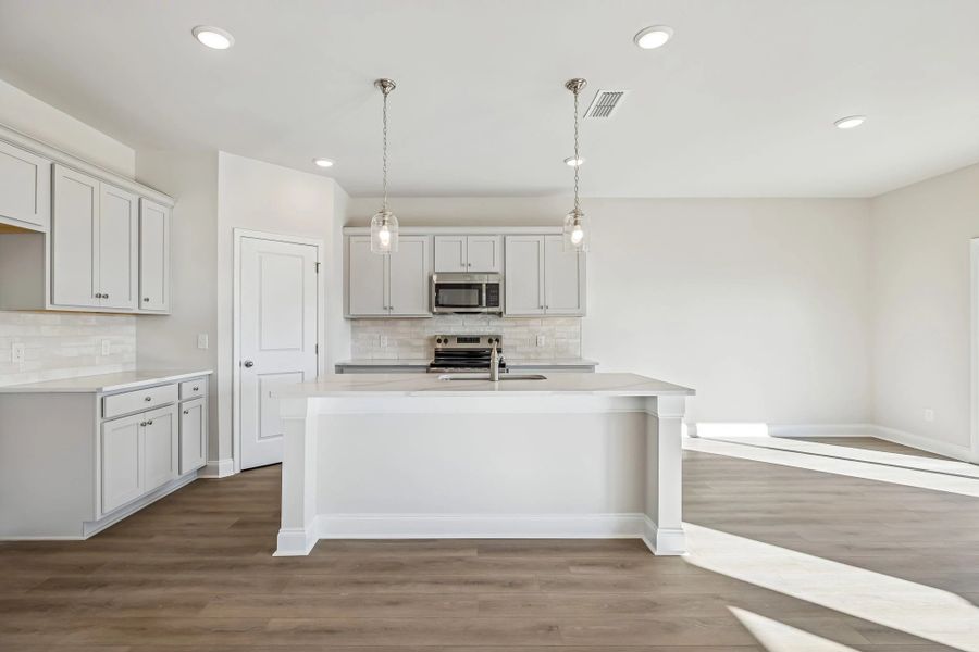 Furnished interior view inside a new home in Cades Bluff, Lebanon (Image 7).