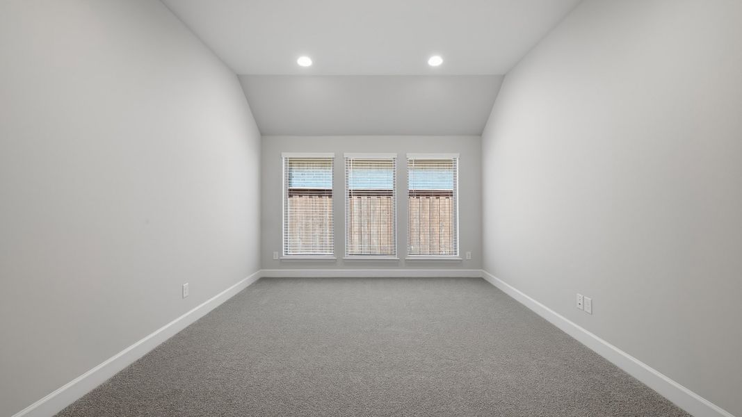 Spacious, unfurnished interior of a new home in Ventana, Fort Worth (Image 22).