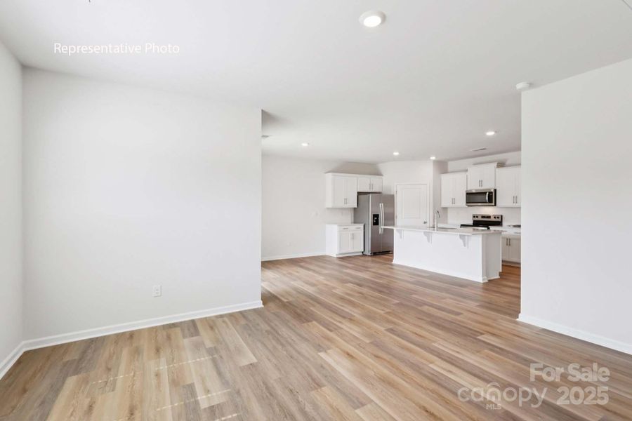 Spacious, unfurnished interior of a new home in Sonoma Hills, Charlotte (Image 22).
