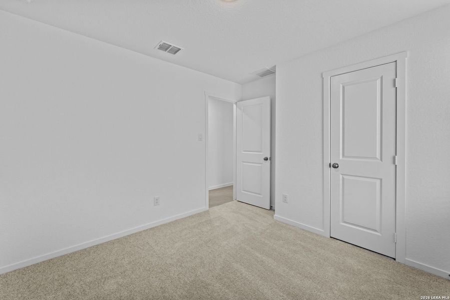 Spacious, unfurnished interior of a new home in Hidden Oasis, San Antonio (Image 14). Spacious, unfurnished interior of a new home in Hidden Oasis, San Antonio (Image 14).