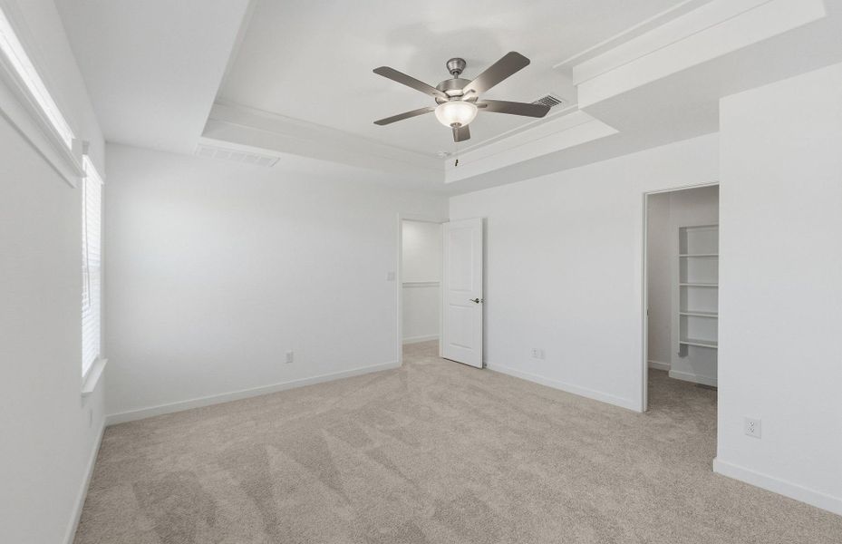Spacious, unfurnished interior of a new home in Santa Rita Ranch, Liberty Hill (Image 46).