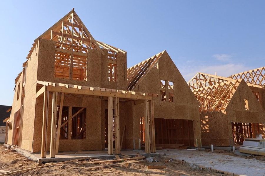 Let us show you how our advanced framing techniques have stood the test of time and allow more insulation for a quieter and more energy efficient home. Let us show you how our advanced framing techniques have stood the test of time and allow more insulation for a quieter and more energy efficient home.