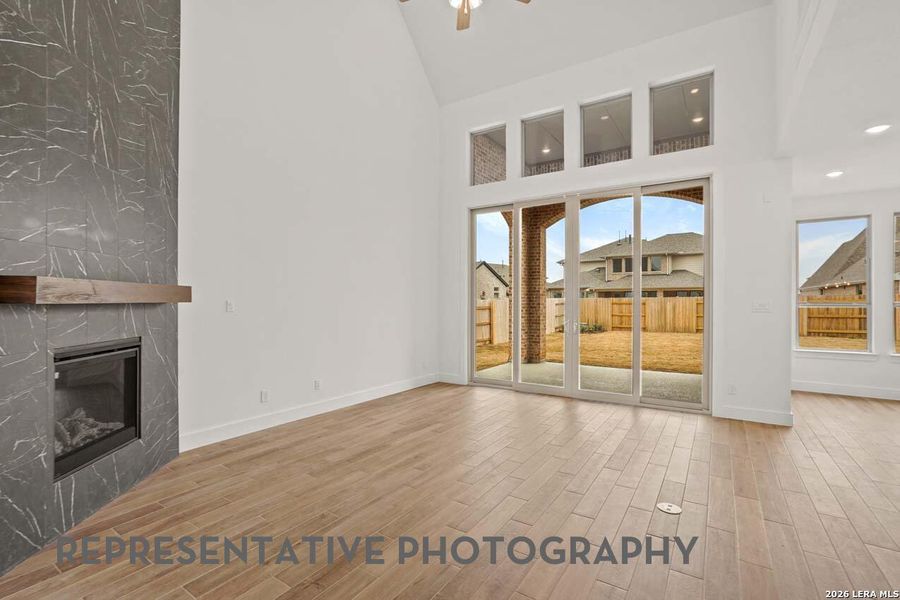 Spacious, unfurnished interior of a new home in Mayfair, New Braunfels (Image 18).