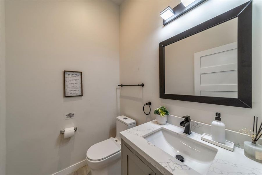 Furnished interior view inside a new home in , Dallas (Image 5).