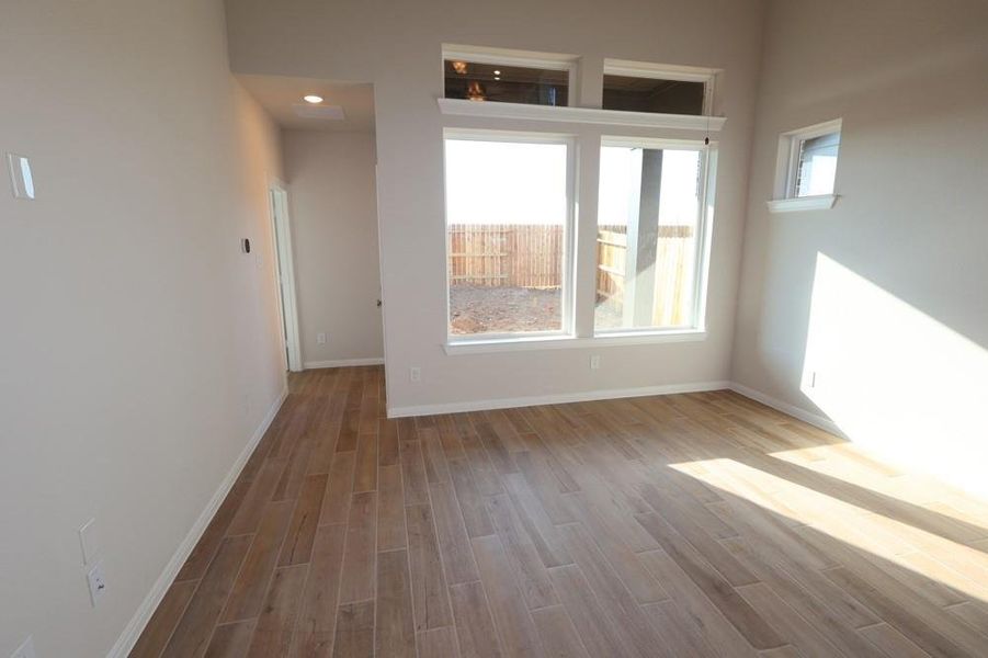 Spacious, unfurnished interior of a new home in The Grand Prairie 40’, Hockley (Image 13). Spacious, unfurnished interior of a new home in The Grand Prairie 40’, Hockley (Image 13).