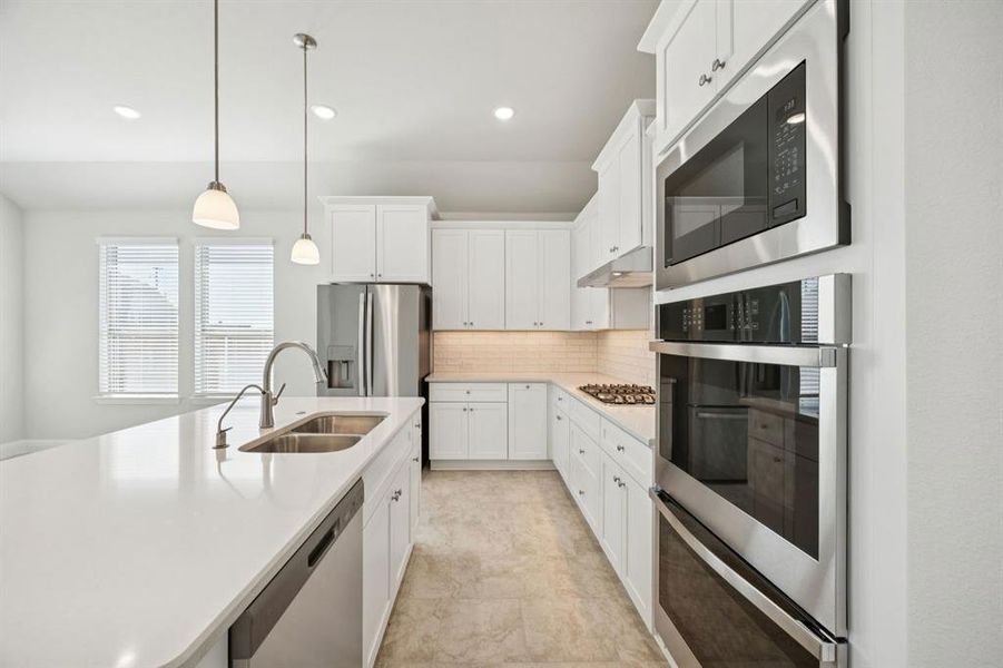 3802 Belleview Place 3802 Belleview Place