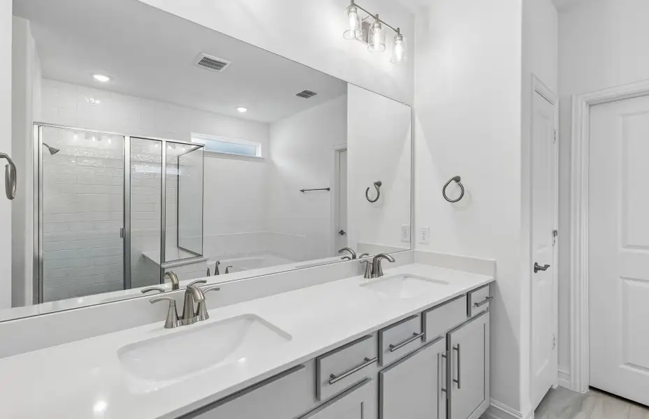 Furnished interior view inside a new home in Del Webb at Trinity Falls, McKinney (Image 8).
