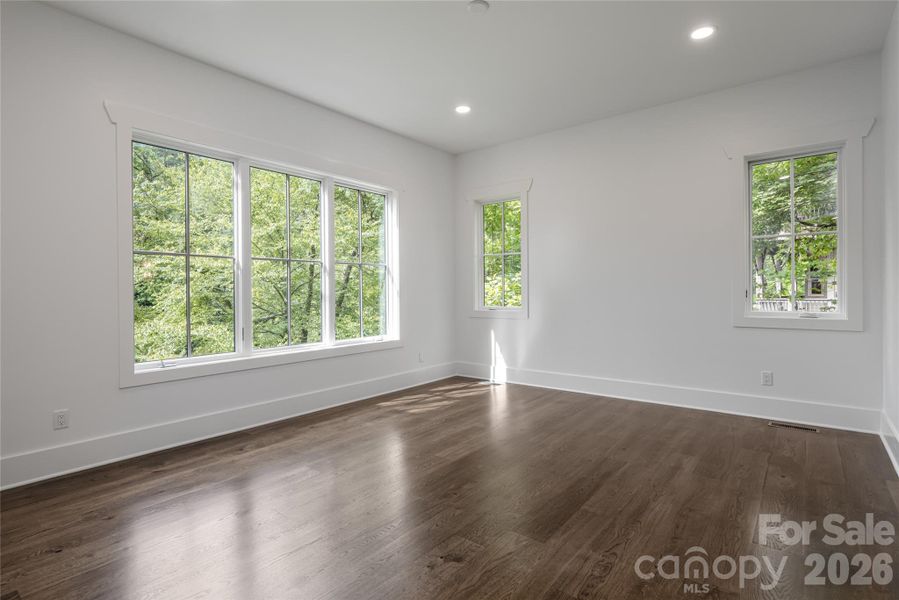 Lower bedroom 2
