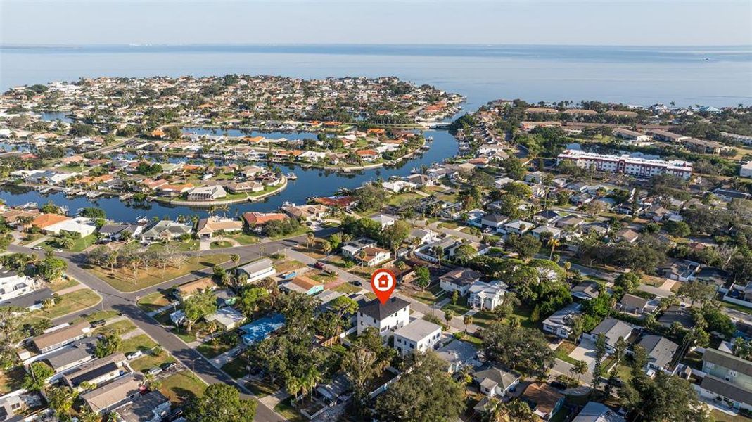 Front exterior of a new home in , St. Petersburg, FL, highlighting curb appeal (Image 28).