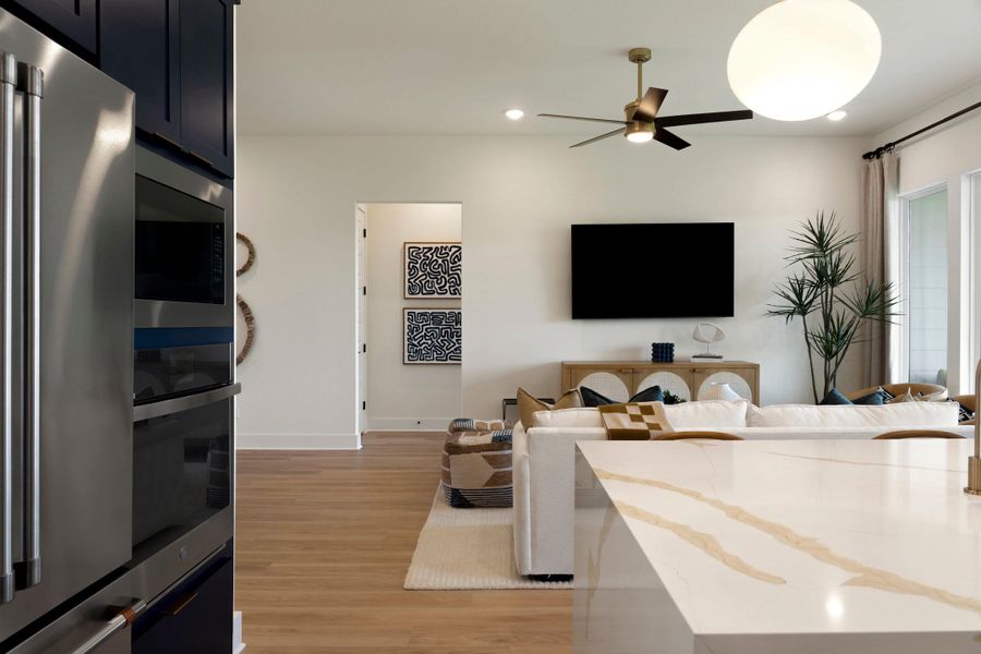 Representative furnished interior of a home built from the Meridian by Tri Pointe Homes in Wolf Ranch, Georgetown (Image 30).