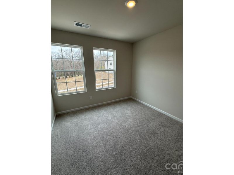 Spacious, unfurnished interior of a new home in Cleveland Hill, Shelby (Image 16).