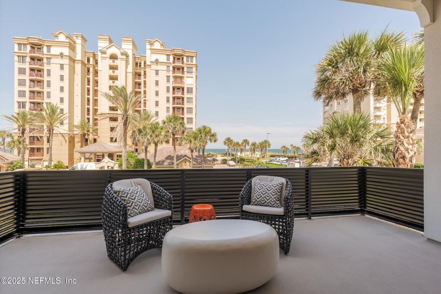 Exterior details of a home in Townhomes on 1st, Jacksonville Beach (Image 16).
