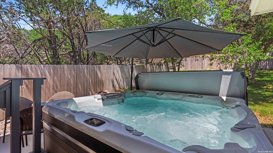 Exterior details and patio area of a home in , Canyon Lake (Image 20).