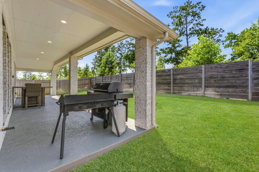 This Area of The Patio has a Gas Outlet where you can add your Outdoor Kitchen! This Area of The Patio has a Gas Outlet where you can add your Outdoor Kitchen!