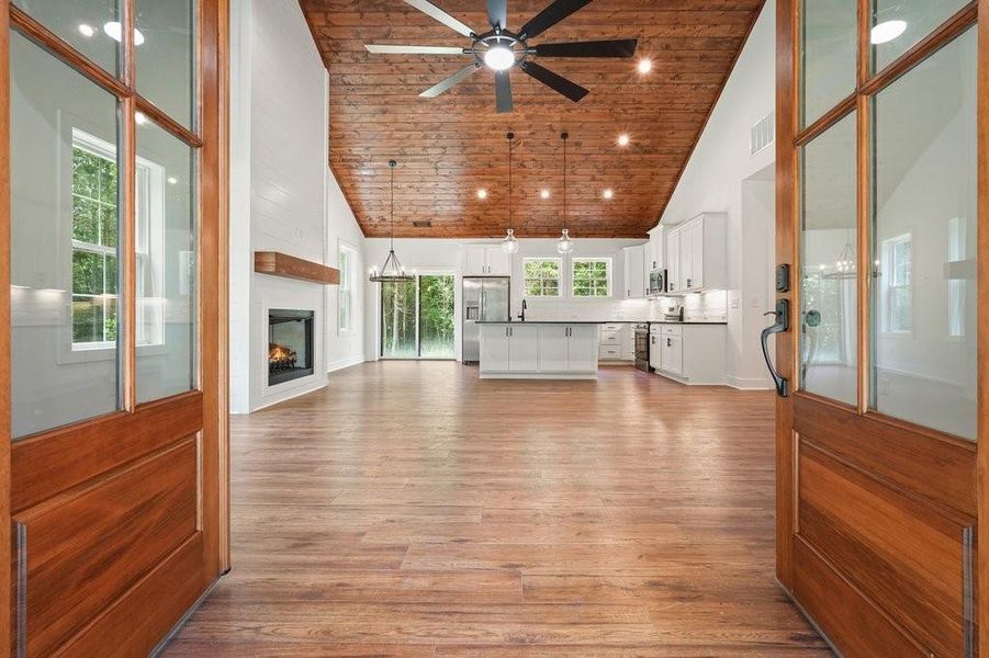 Spacious, unfurnished interior of a new home in , Talking Rock (Image 47). Spacious, unfurnished interior of a new home in , Talking Rock (Image 47).