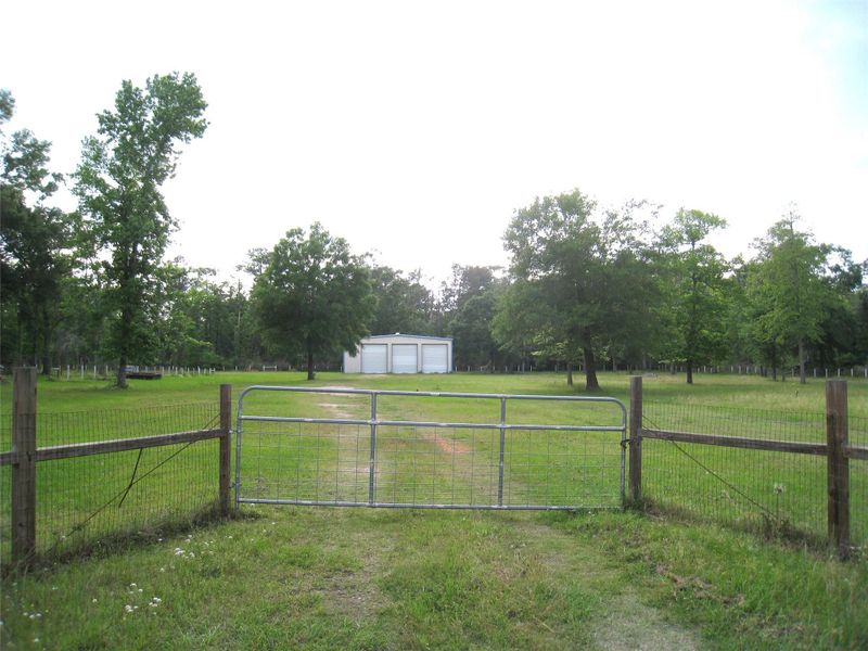 14212 - Warehouse from road