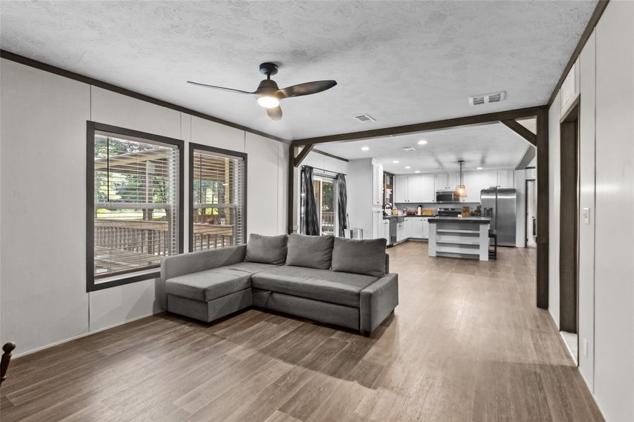 Image 27 of a home in .