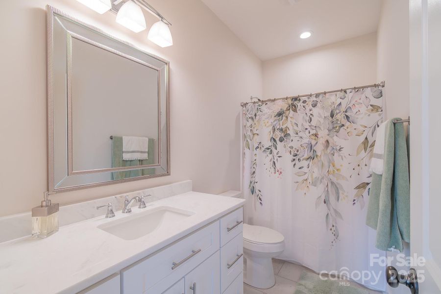 Furnished interior view inside a new home in , Florence (Image 31).