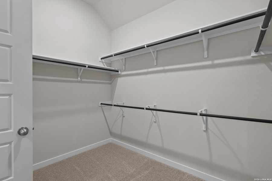 Spacious, unfurnished interior of a new home in Stillwater Ranch, San Antonio (Image 31).