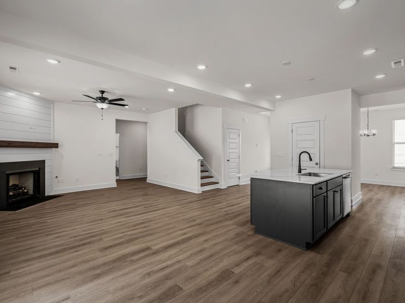 Spacious, unfurnished interior of a new home in Woods Crossing, Gallatin (Image 36).