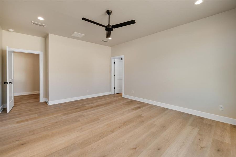 Spacious, unfurnished interior of a new home in , Abilene (Image 27). Spacious, unfurnished interior of a new home in , Abilene (Image 27).