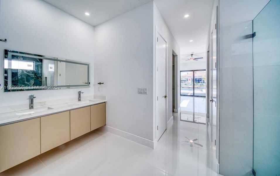 Furnished interior view inside a new home in , Cape Coral (Image 14).