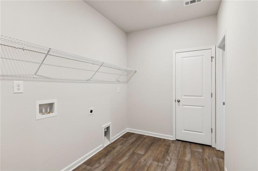 Spacious, unfurnished interior of a new home in , Flowery Branch (Image 24). Spacious, unfurnished interior of a new home in , Flowery Branch (Image 24).