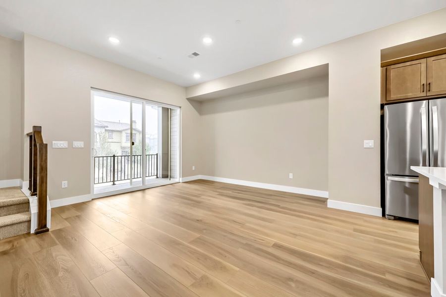 Spacious, unfurnished interior of a new home in Solterra, Lakewood (Image 6).