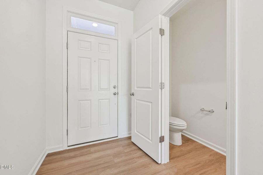 7-web-or-mls-212 Parker Lane-S0503-007