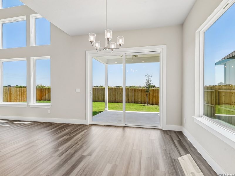 Spacious, unfurnished interior of a new home in Weltner Farms 60’s, New Braunfels (Image 36).
