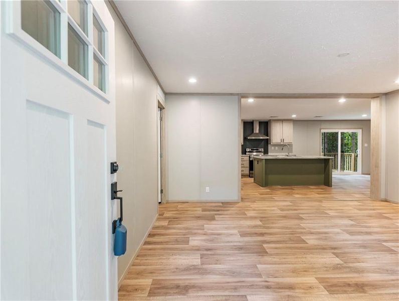 Spacious, unfurnished interior of a new home in , Braselton (Image 17). Spacious, unfurnished interior of a new home in , Braselton (Image 17).