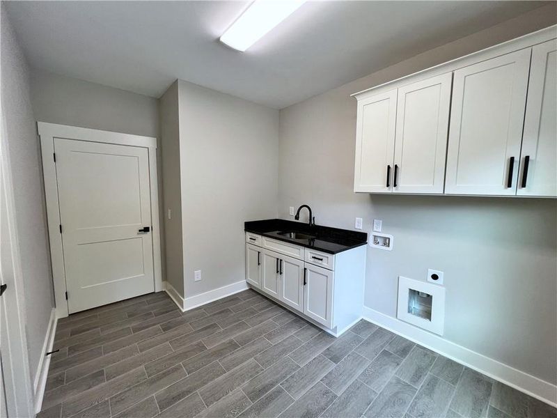 Furnished interior view inside a new home in , Conyers (Image 17).