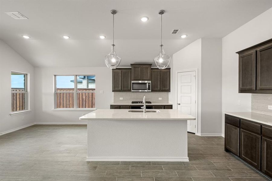 737 Scarlet Sage- Kitchen-2