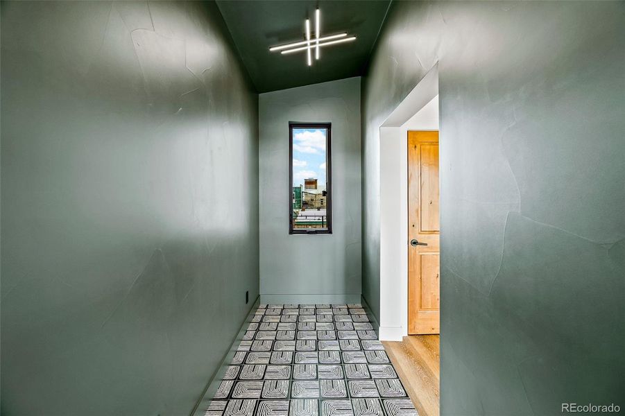 Image 47 of a home in .