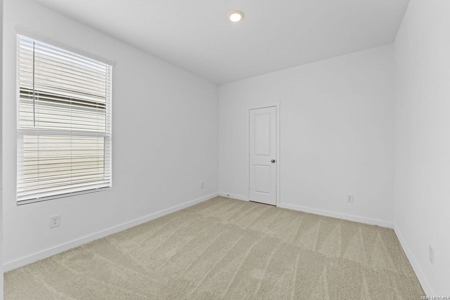 Spacious, unfurnished interior of a new home in Hightop Ridge, Converse (Image 16).