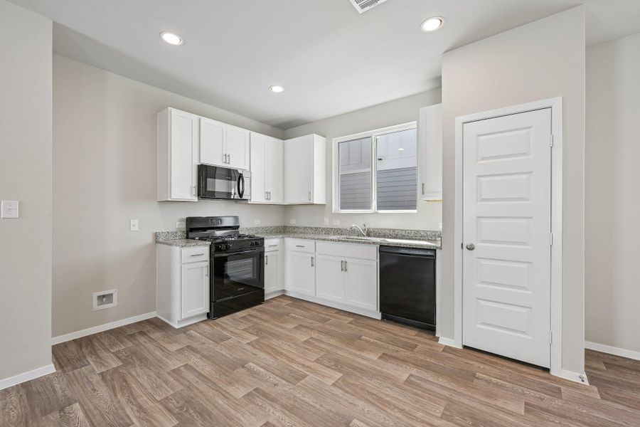 Furnished interior view inside a new home in Harvest Ridge, Elgin (Image 8).