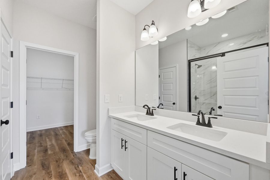 Furnished interior view inside a new home in Barton's Bend, Crestview (Image 5).