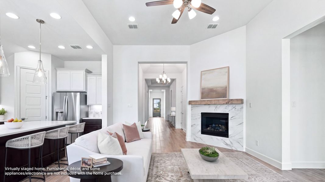 Furnished interior view inside a new home in Eliana, McKinney (Image 7).