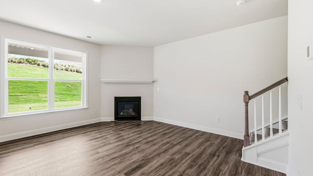 Spacious, unfurnished interior of a new home in Briargate, Fountain Inn (Image 19).