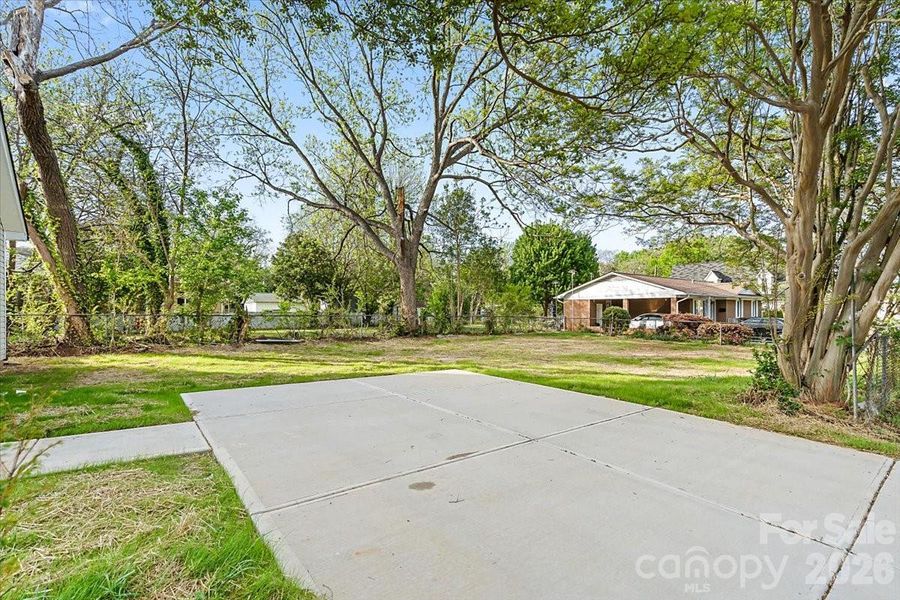 Plenty of parking Plenty of parking