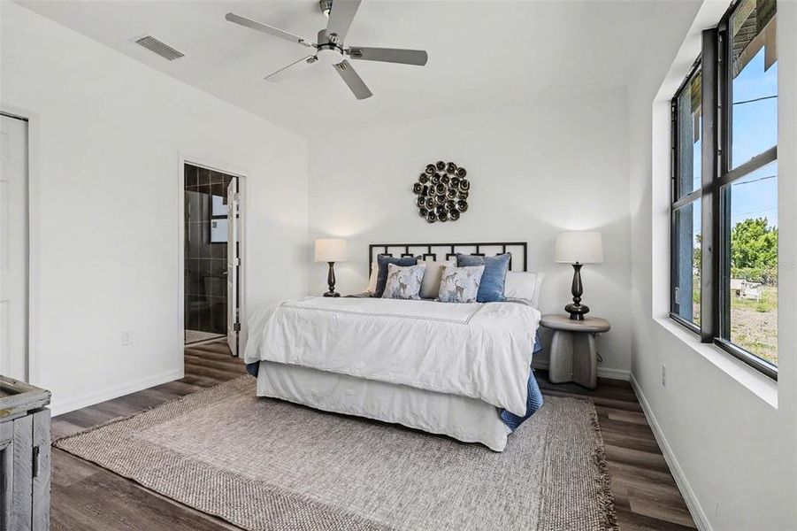 Furnished interior view inside a new home in , Cape Coral (Image 18).