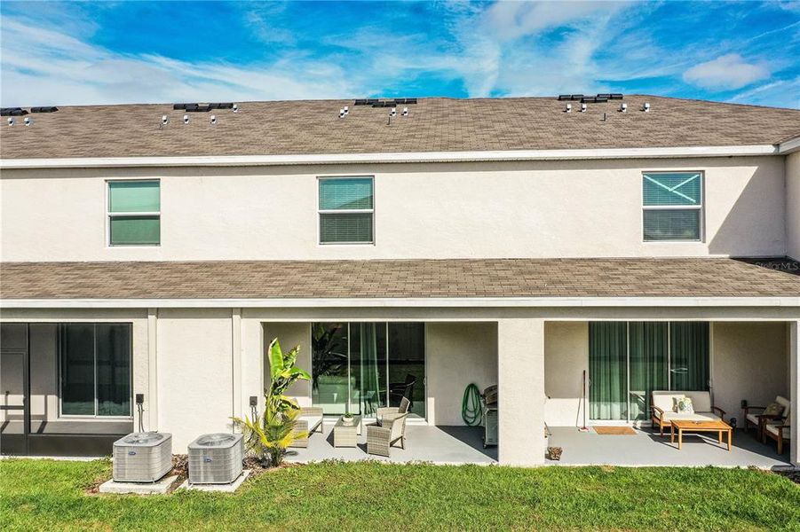 Exterior details and patio area of a home in , Plant City (Image 28).