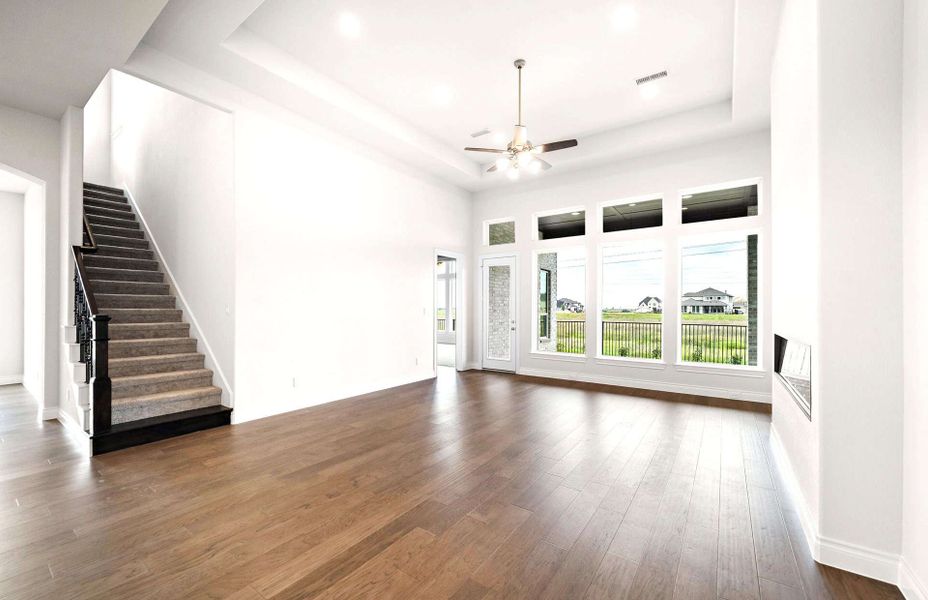 Spacious, unfurnished interior of a new home in Bridgeland 60′, Cypress (Image 27).