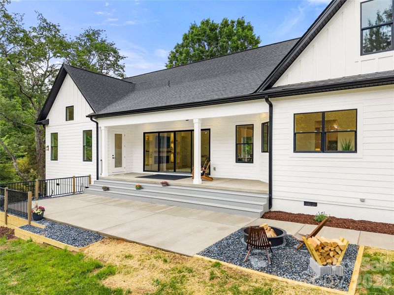 Exterior details and patio area of a home in , Monroe (Image 25).