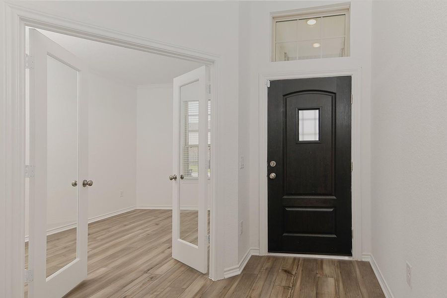 Image 28 of a home in Mavera.